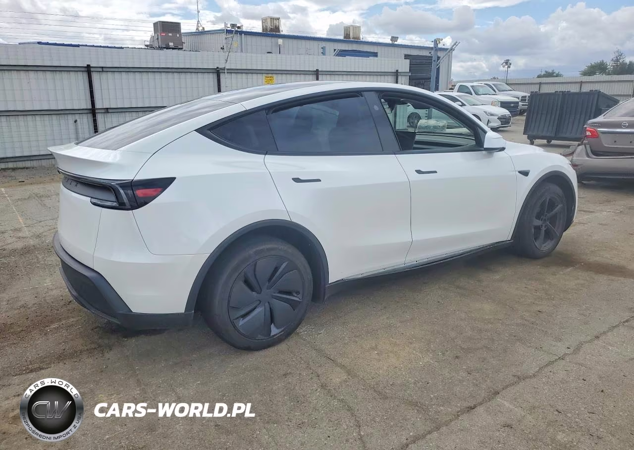 2026 Tesla Model Y VIN:7SAYGDED9TF516464 - 3