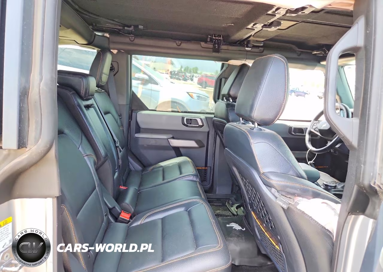 2023 Ford Bronco Base VIN:1FMEE5DP1PLC01454 - 10