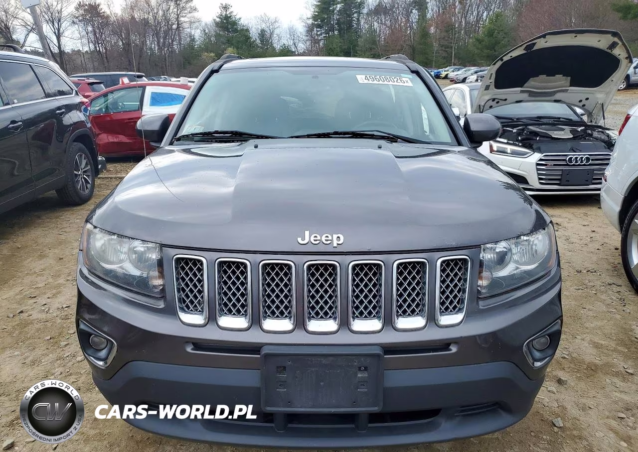 2016 Jeep Compass Latitude VIN:1C4NJDEB0GD724004 - 5