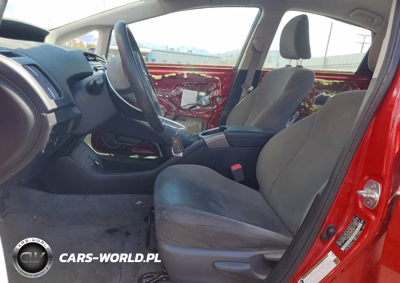 2013 Toyota Prius Three VIN:JTDKN3DU7D5663261 - 7