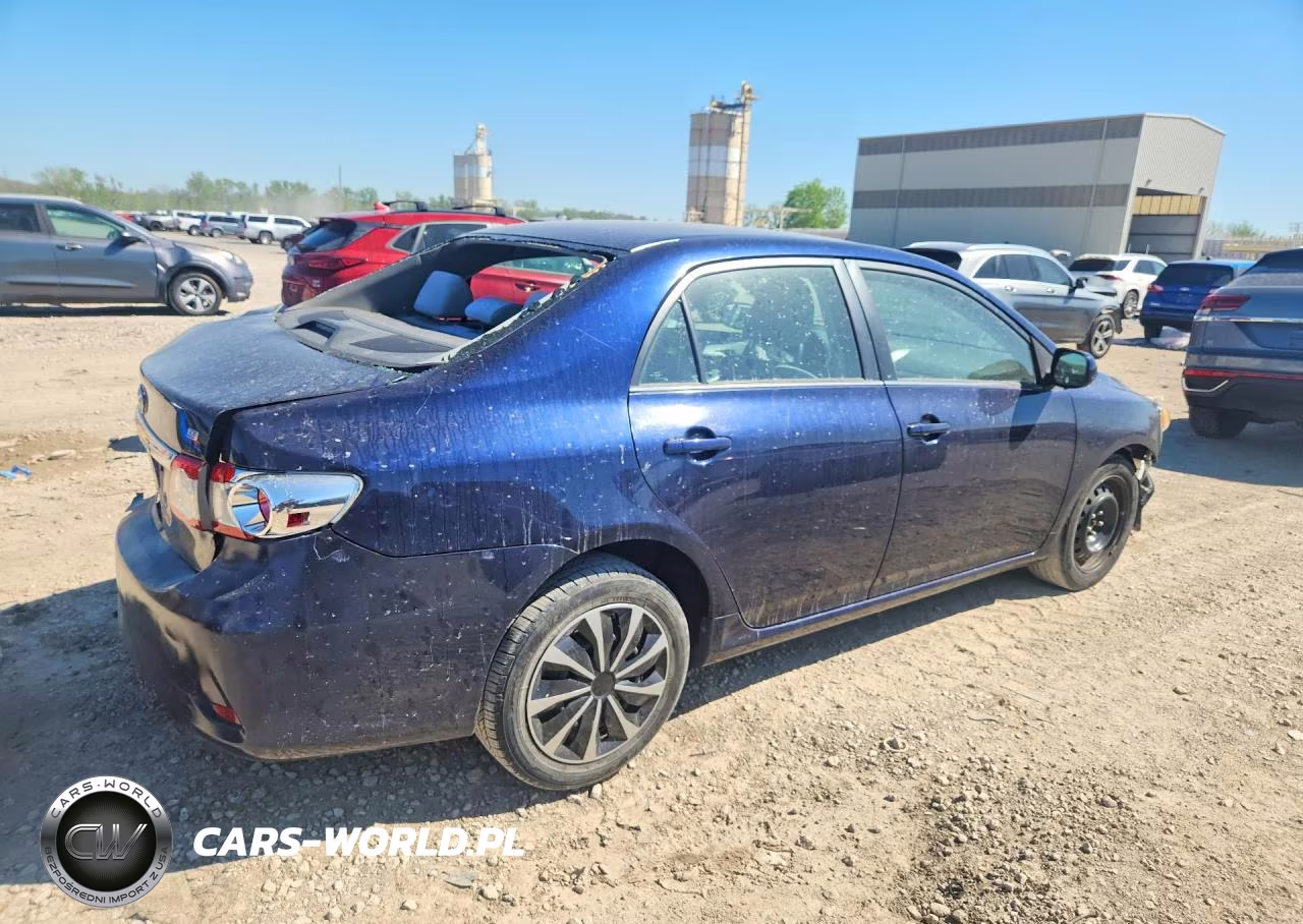 2013 Toyota Corolla Le VIN:2T1BU4EE4DC031045 - 3
