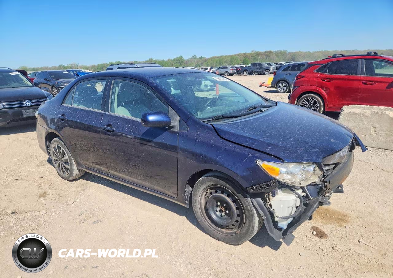 2013 Toyota Corolla Le VIN:2T1BU4EE4DC031045 - 4