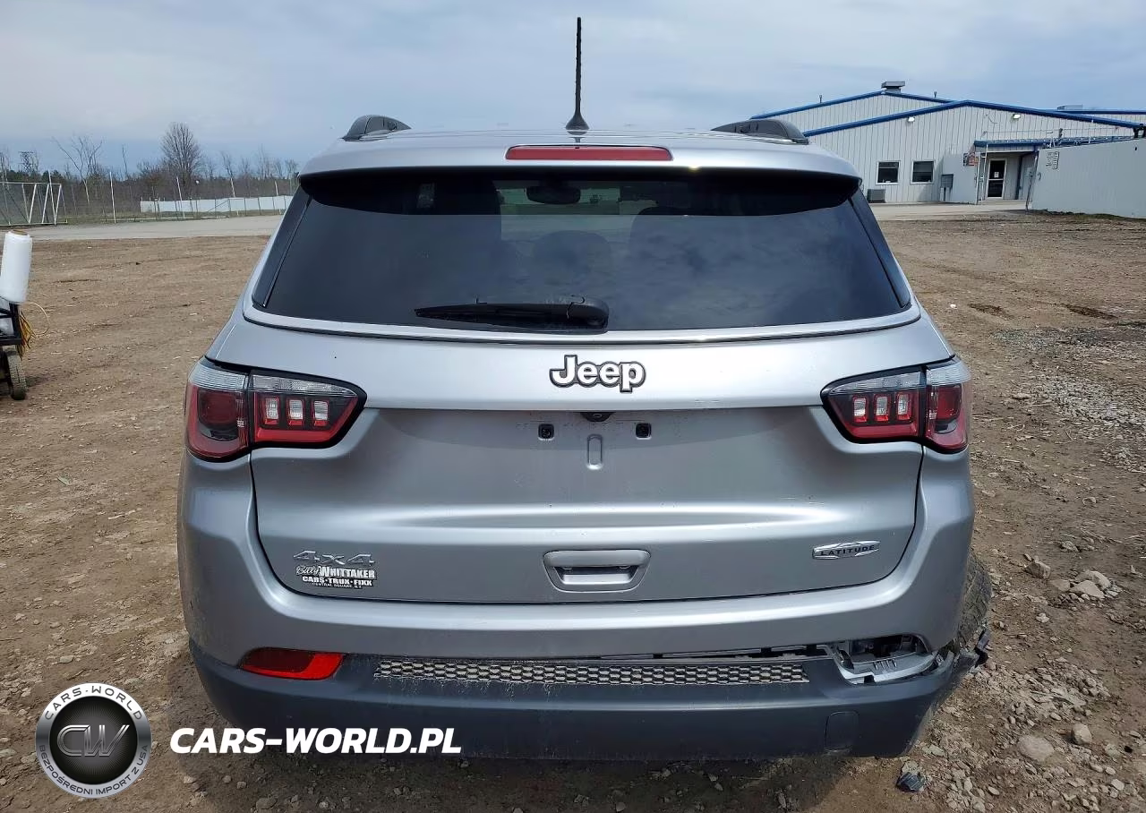 2018 Jeep Compass Latitude VIN:3C4NJDBB6JT179206 - 6
