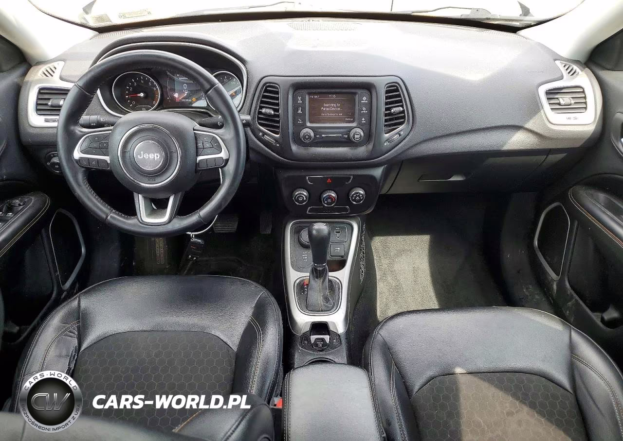 2018 Jeep Compass Latitude VIN:3C4NJDBB6JT179206 - 8