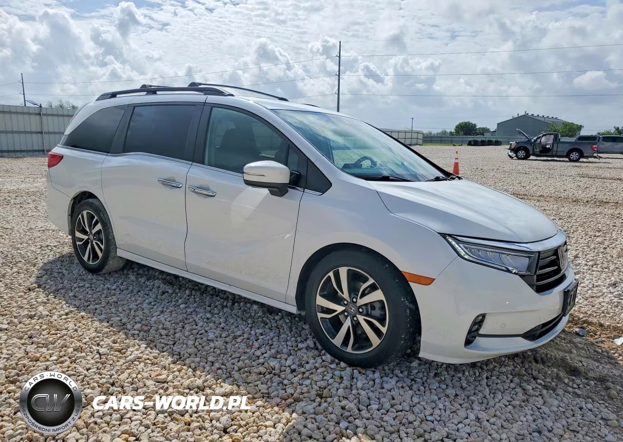2022 Honda Odyssey Touring VIN:5FNRL6H81NB024599 - 4
