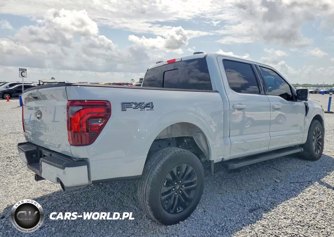 2025 Ford F150 Lariat VIN:1FTFW5L57SKE30189 - 3