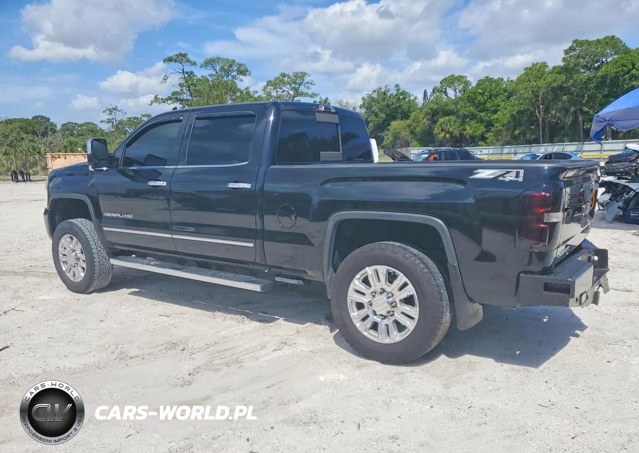 2015 GMC Sierra K2500 Denali VIN:1GT120E80FF501764 - 2
