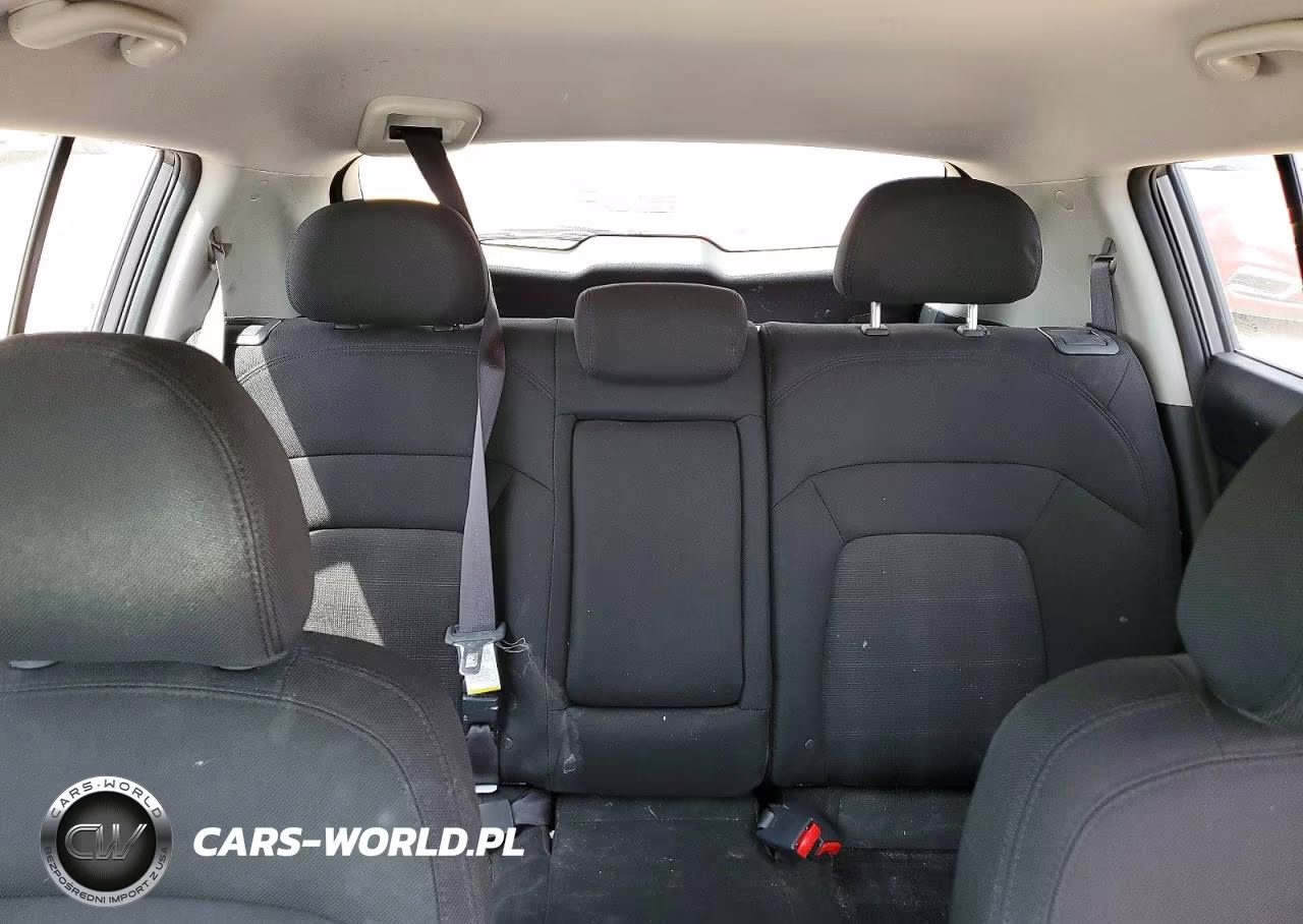 2012 Kia Sportage Lx VIN:KNDPBCA23C7229326 - 10