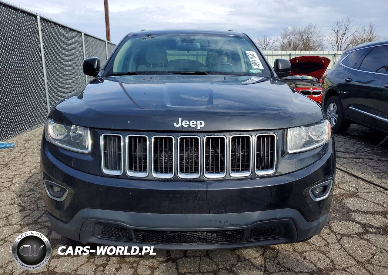 2014 Jeep Grand Cherokee Laredo VIN:1C4RJFAG0EC104433 - 5