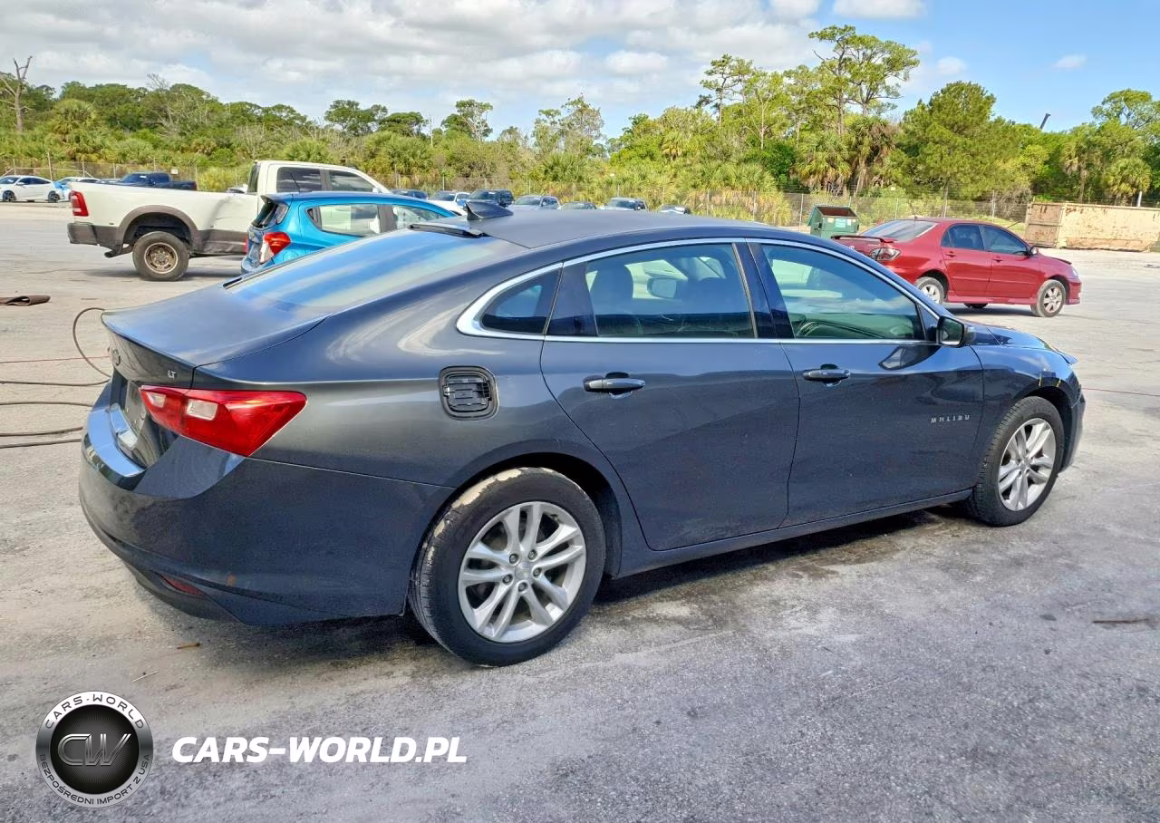 2017 Chevrolet Malibu Lt VIN:1G1ZE5ST6HF223688 - 3