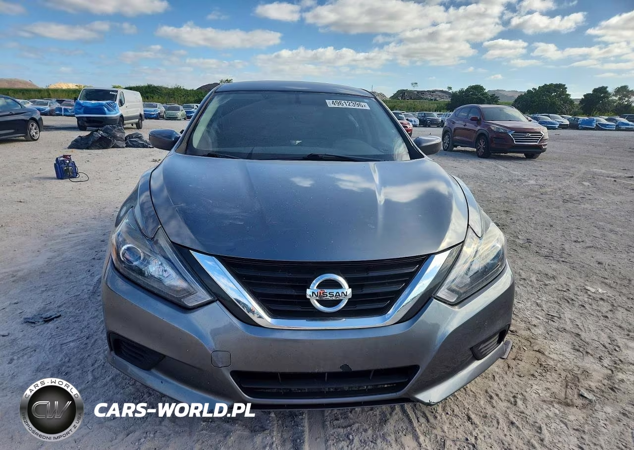 2017 Nissan Altima 2.5 S VIN:1N4AL3AP1HC246645 - 5