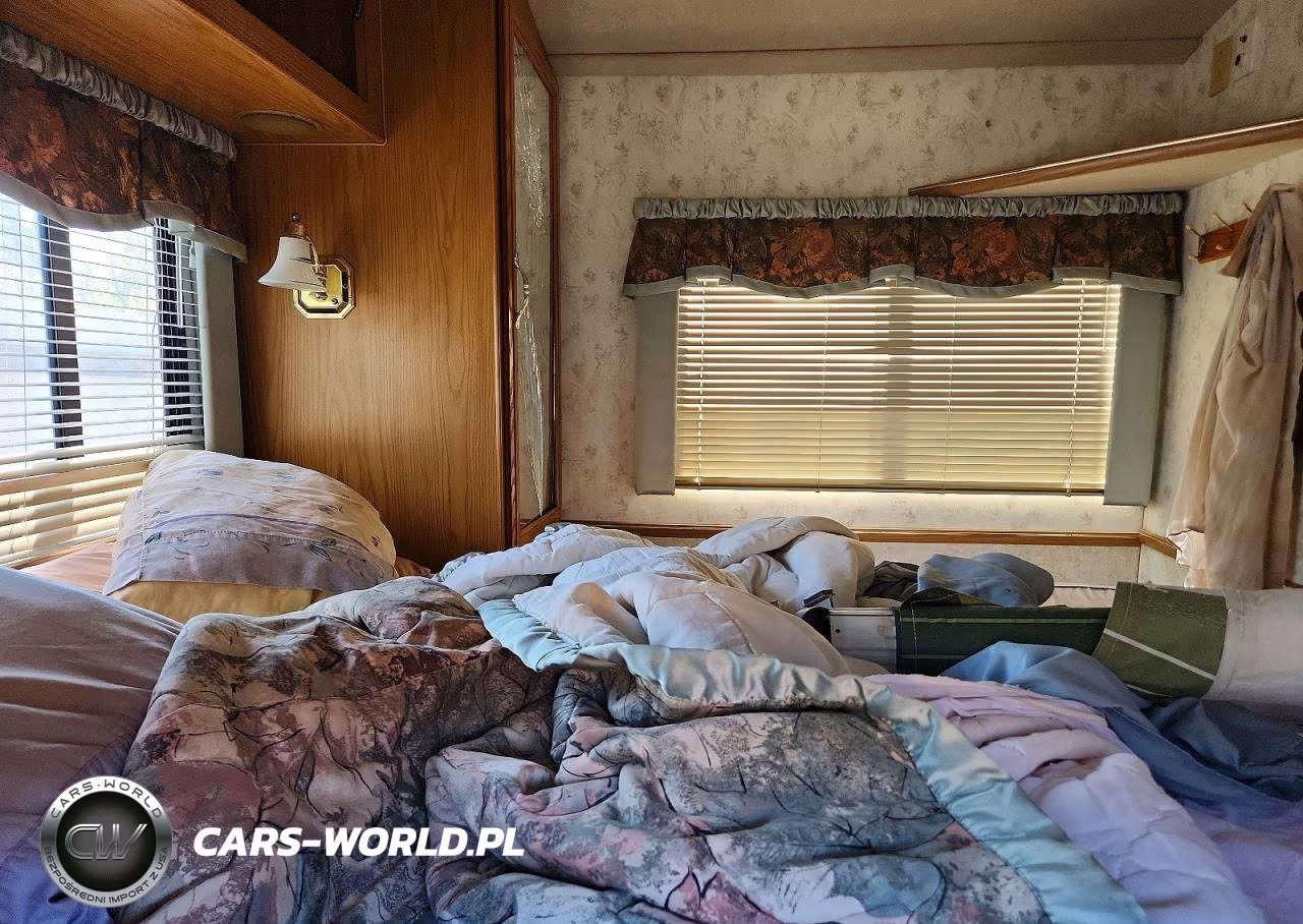 1998 Flair Rv VIN:1GBKP37J6W3308466 - 6