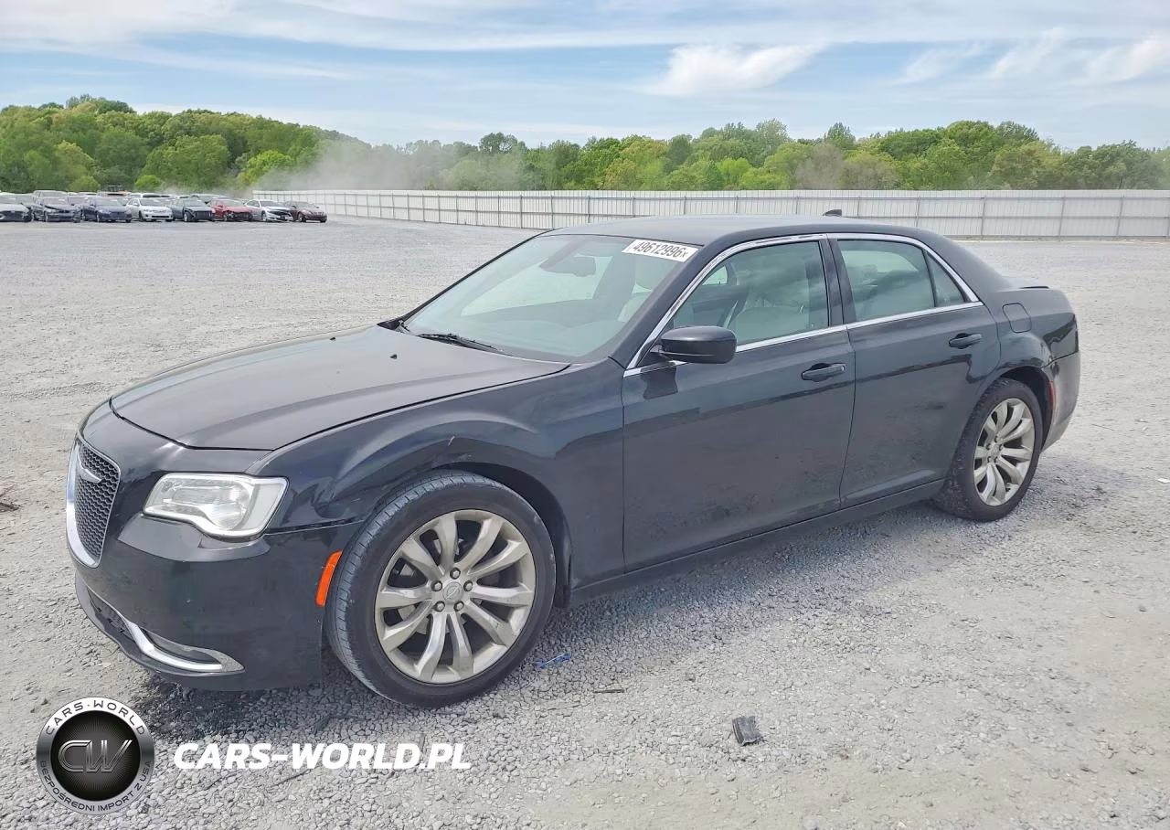 2018 Chrysler 300 Touring