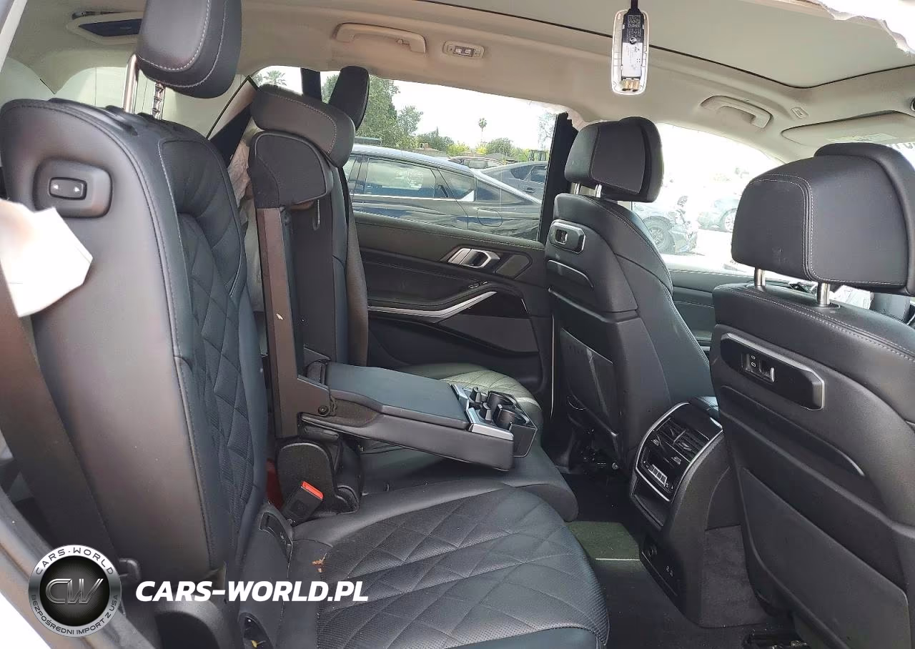 2024 BMW X7 xDrive40I VIN:5UX23EM00R9T80911 - 11