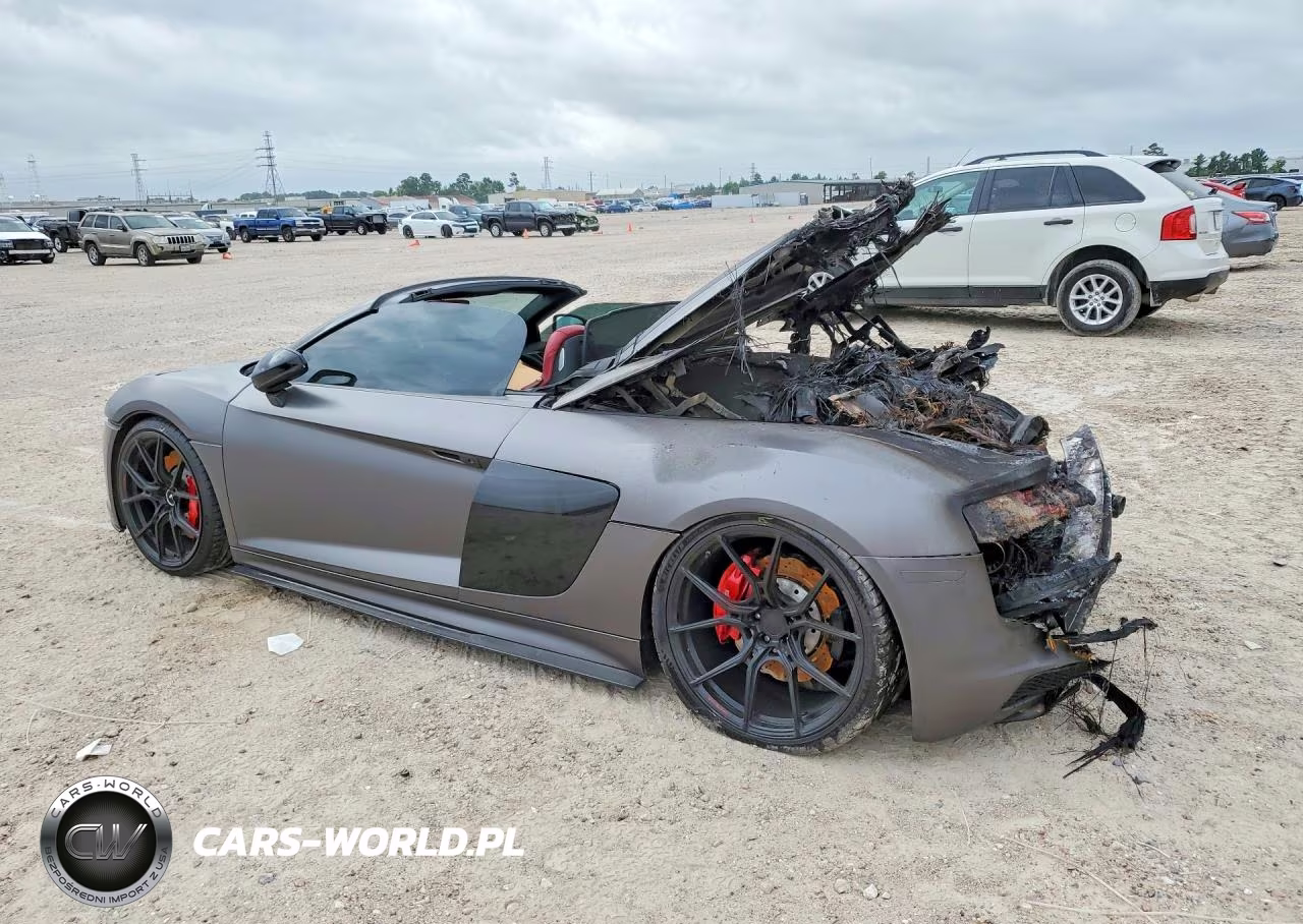 2017 Audi R8 Spyder VIN:WUAVACFX8H7904676 - 2