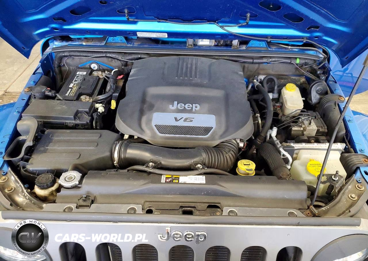 2014 Jeep Wrangler Unlimited Sport VIN:1C4BJWDG8EL165574 - 12
