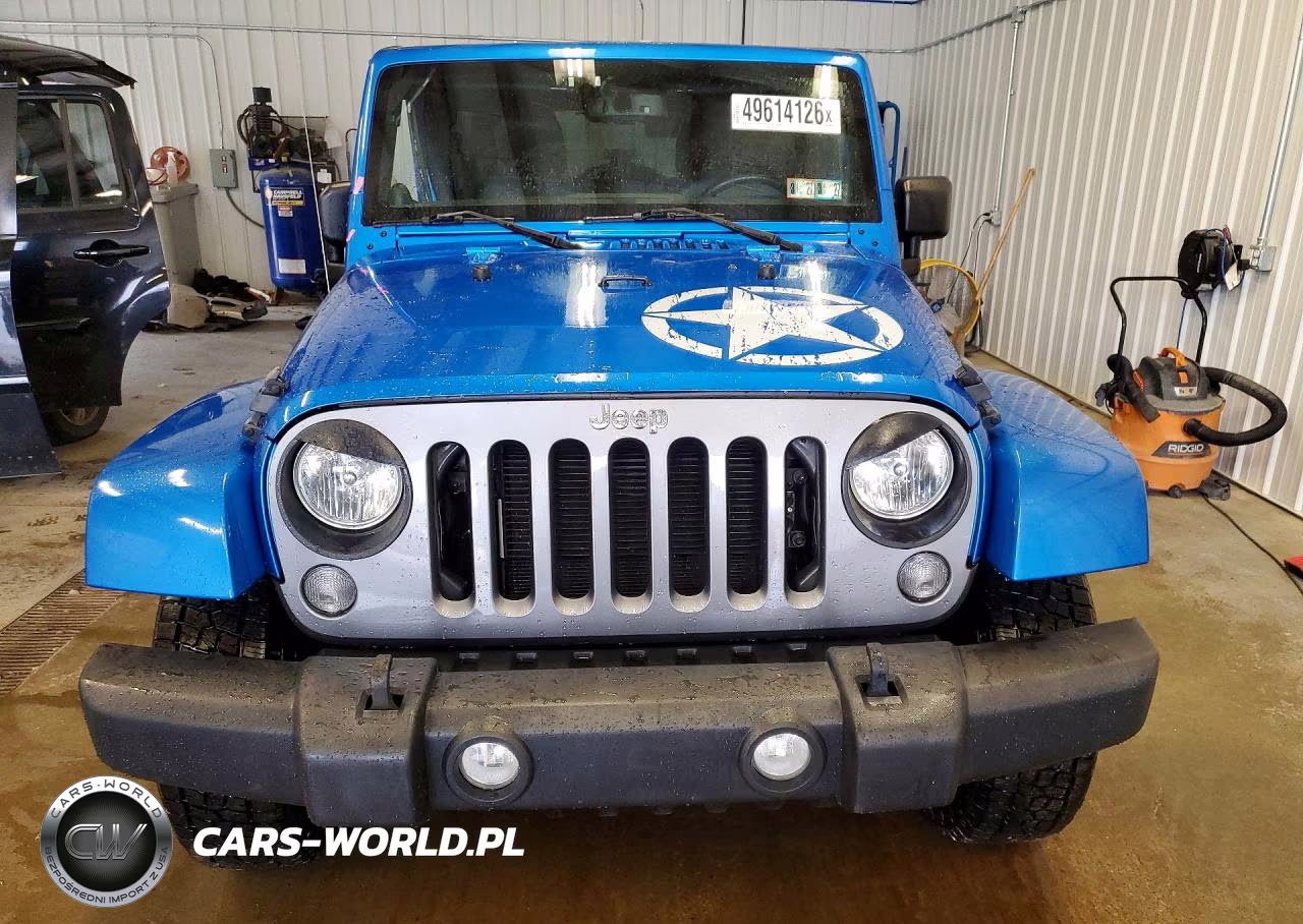 2014 Jeep Wrangler Unlimited Sport VIN:1C4BJWDG8EL165574 - 5