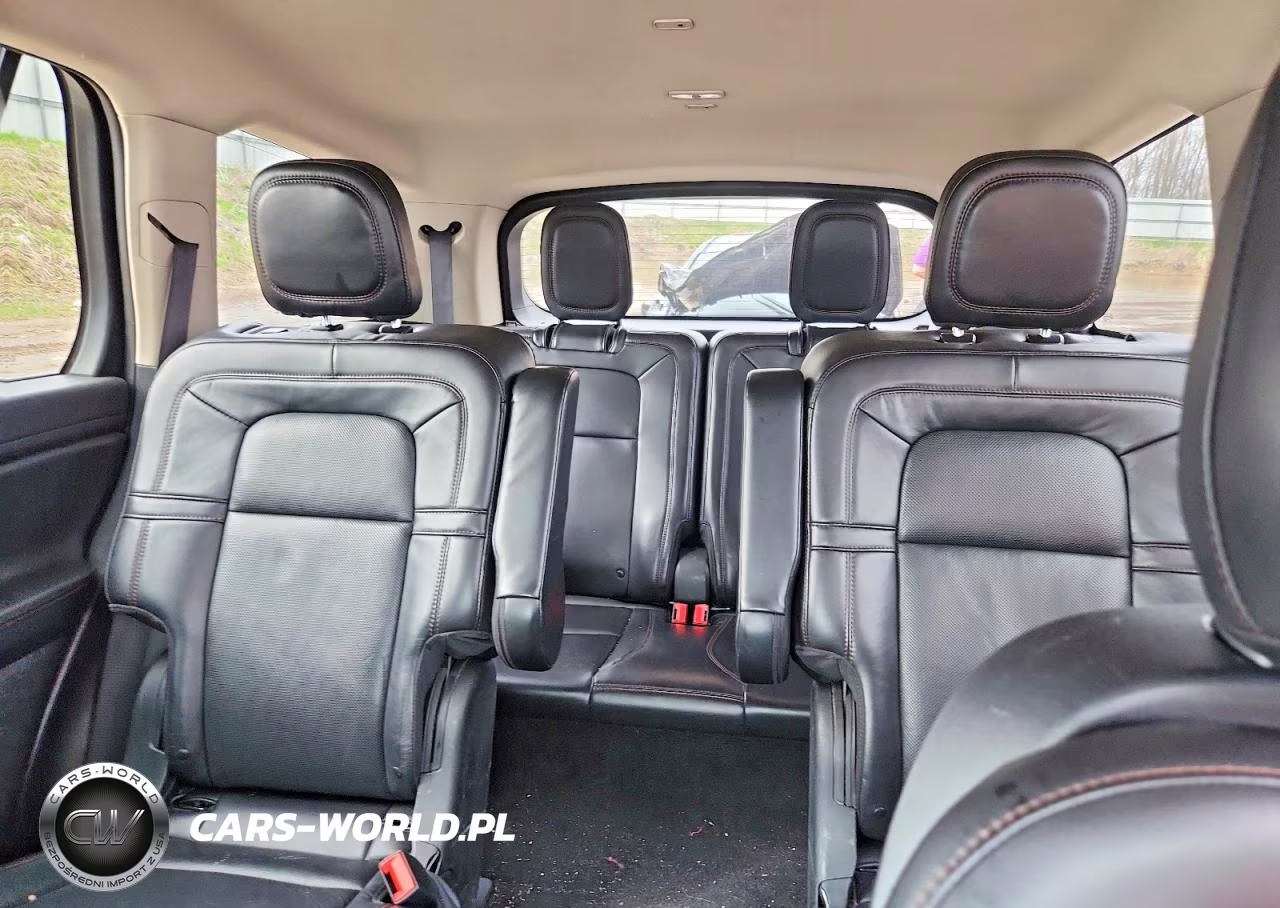 2020 Lincoln Aviator Reserve VIN:5LM5J7XC2LGL16967 - 10