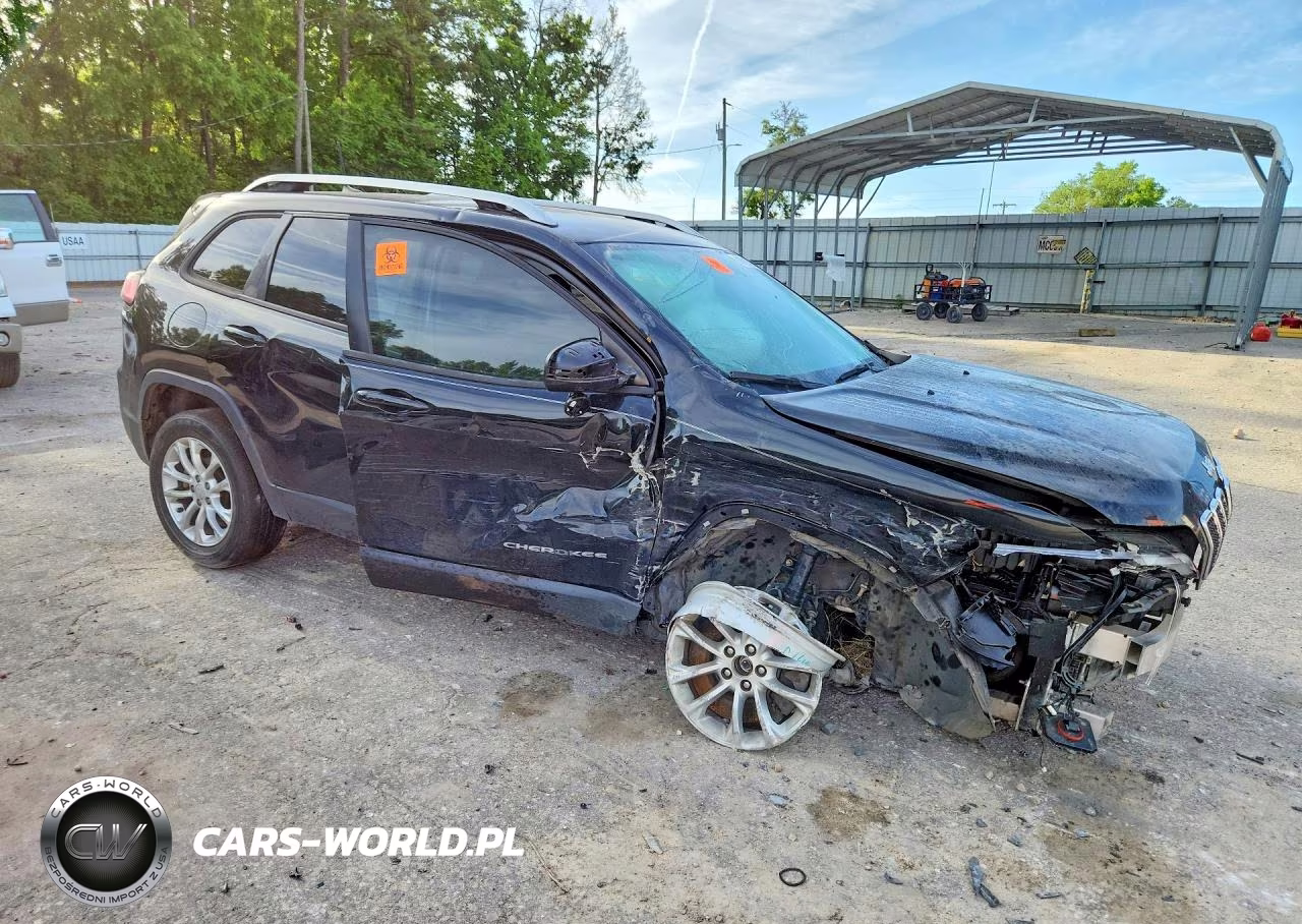 2020 Jeep Cherokee Latitude VIN:1C4PJLCB4LD556433 - 4