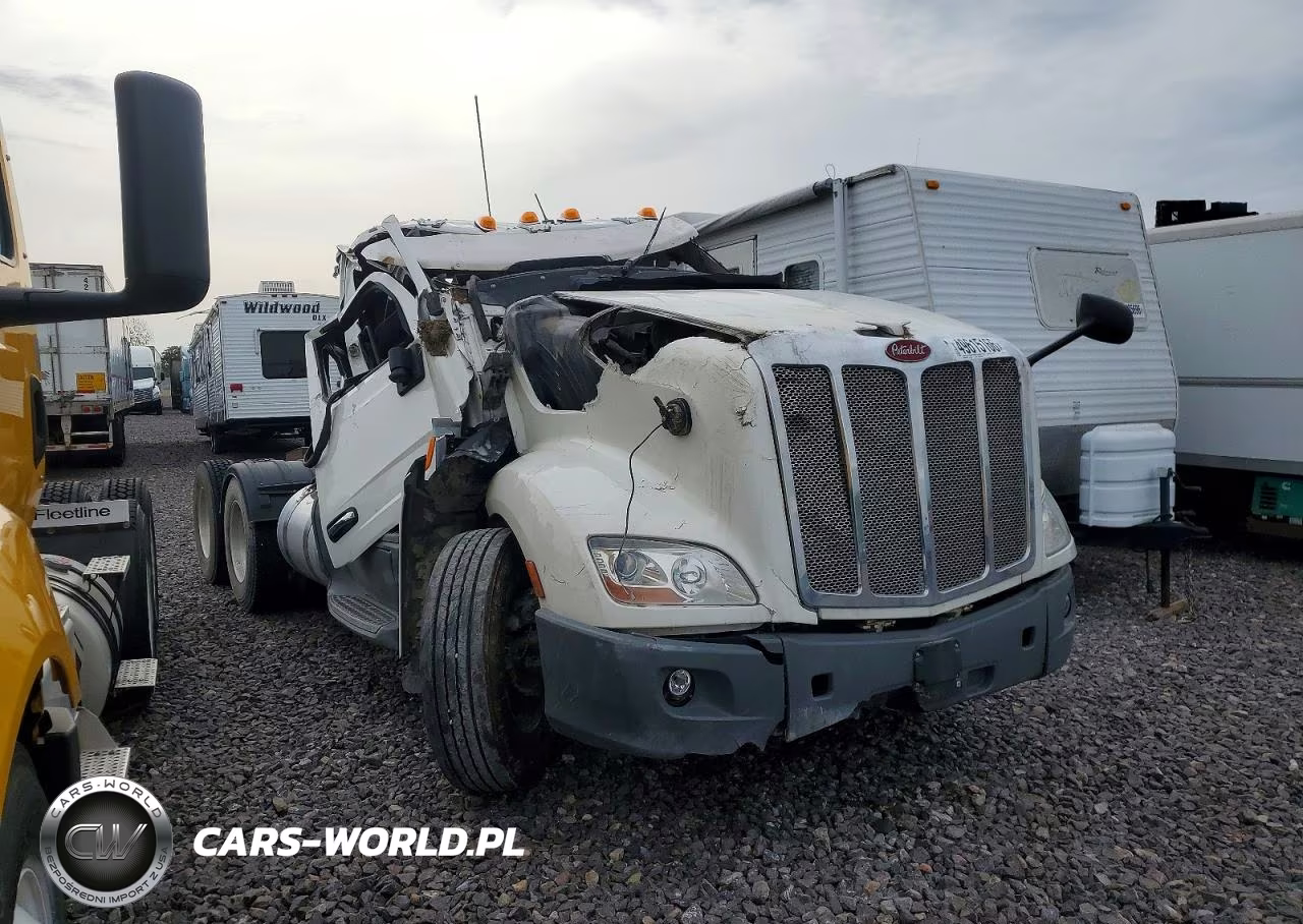 2019 Peterbilt 579 Semi Truck
