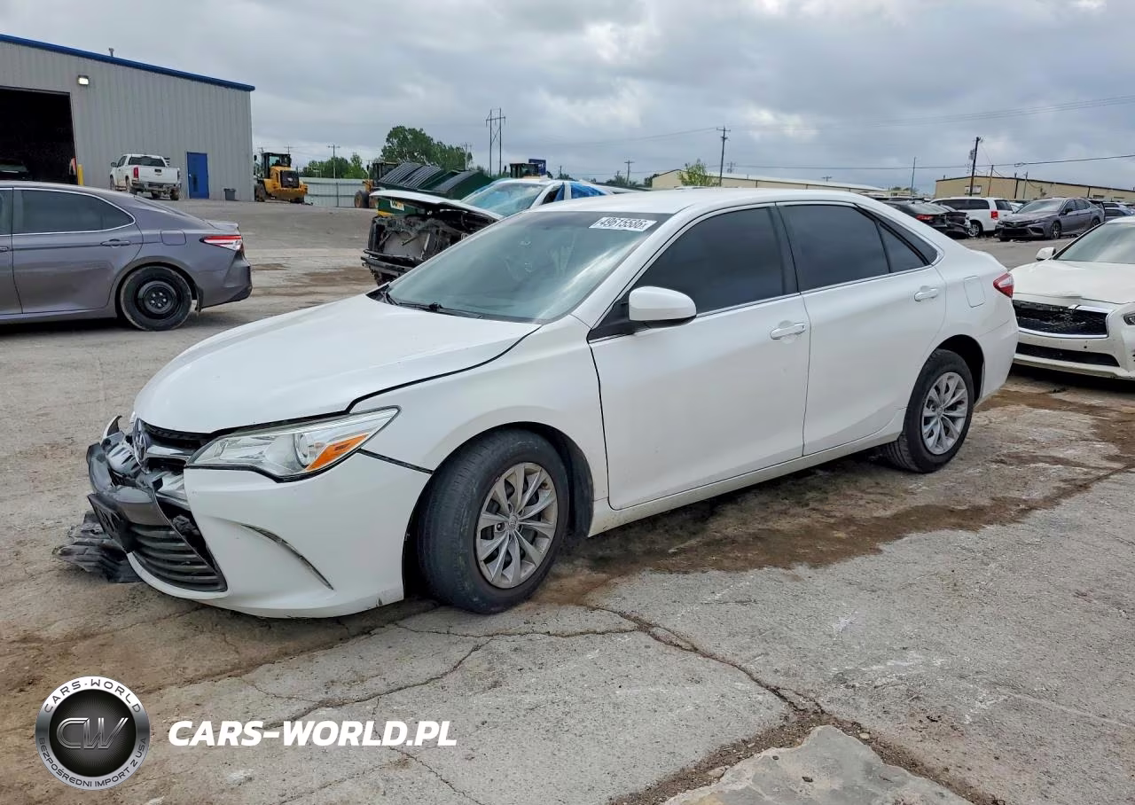 2015 Toyota Camry Le
