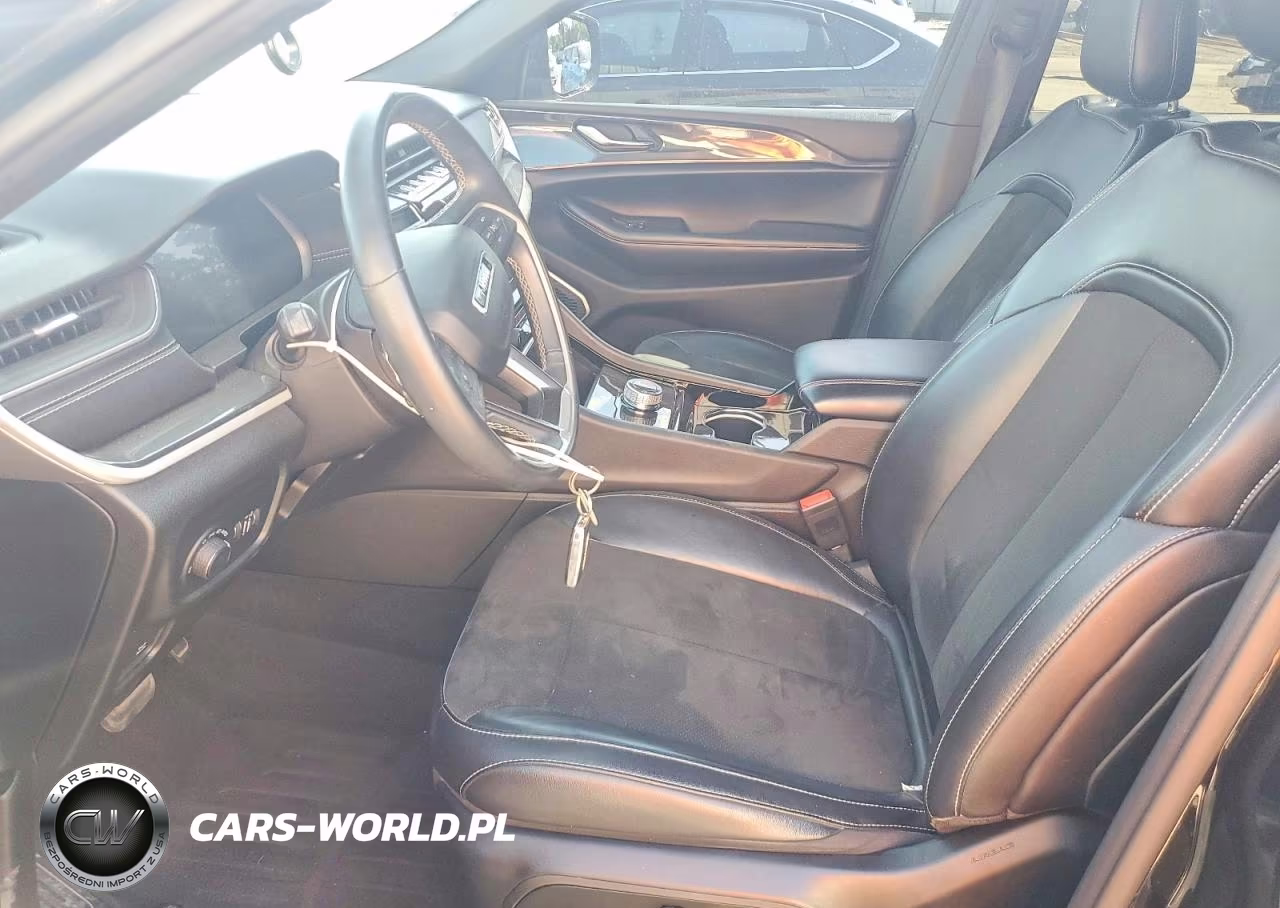 2021 Jeep Grand Cherokee L Laredo VIN:1C4RJJAGXM8211171 - 7