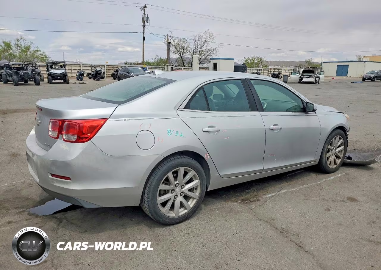 2013 Chevrolet Malibu 2Lt VIN:1G11E5SA1DF226410 - 3