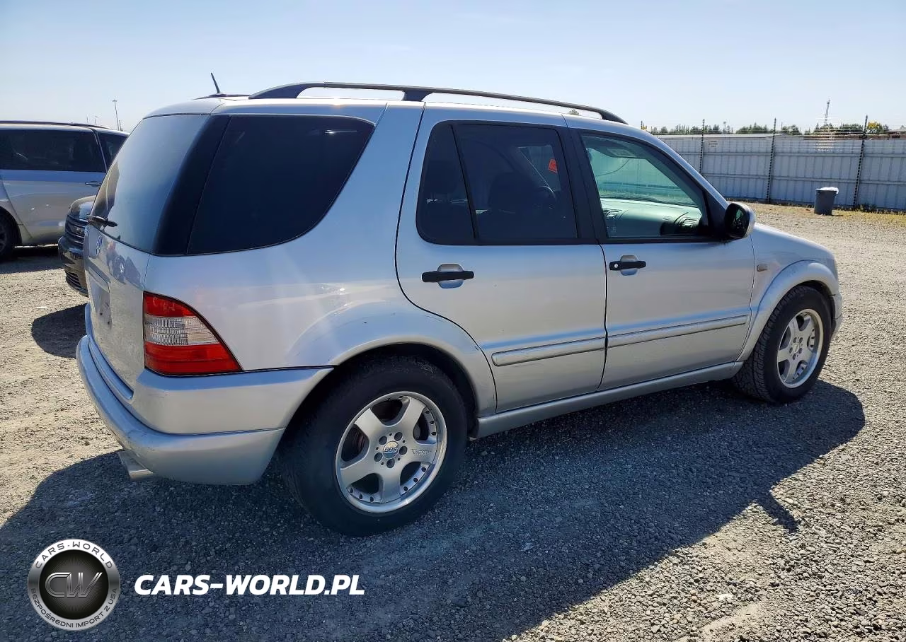 2000 Mercedes-Benz Ml 430 VIN:4JGAB72E8YA194018 - 3