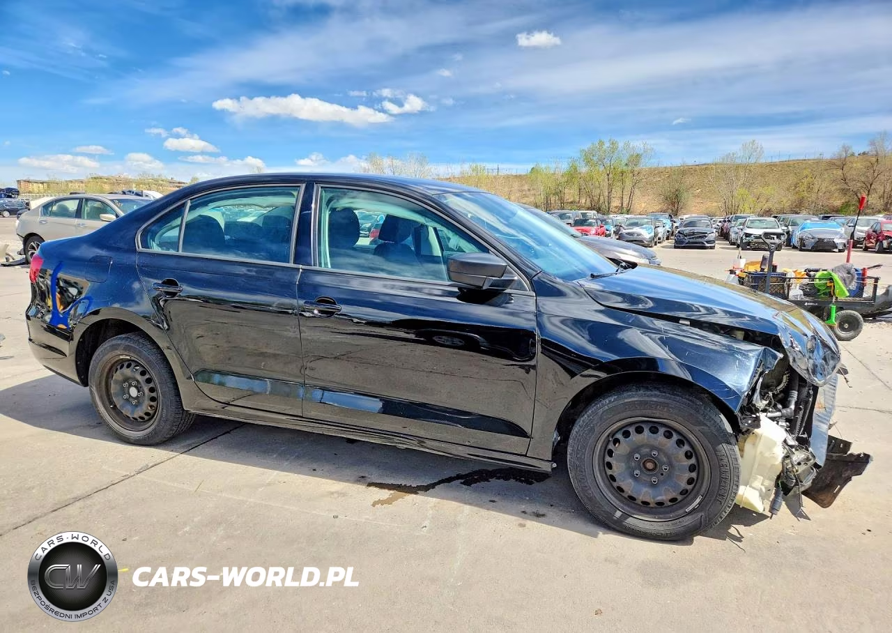 2014 Volkswagen Jetta Base VIN:3VW2K7AJ2EM350766 - 4