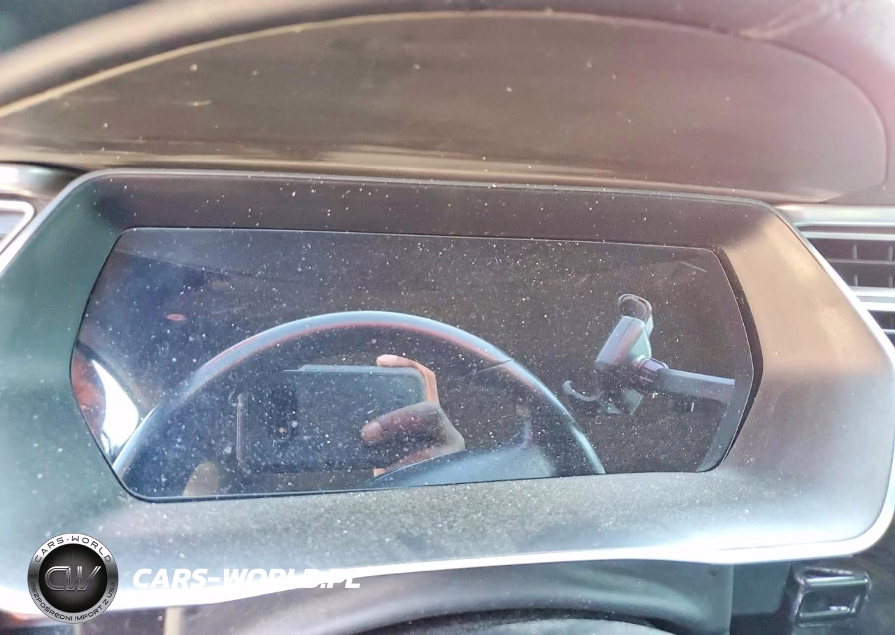 2016 Tesla Model S VIN:5YJSA1E12GF174838 - 9