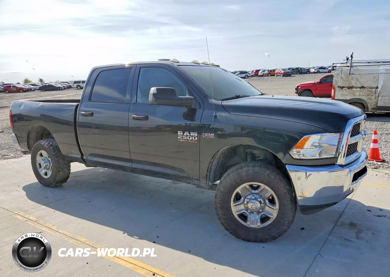 2018 Ram 2500 St VIN:3C6TR5CT5JG306928 - 4