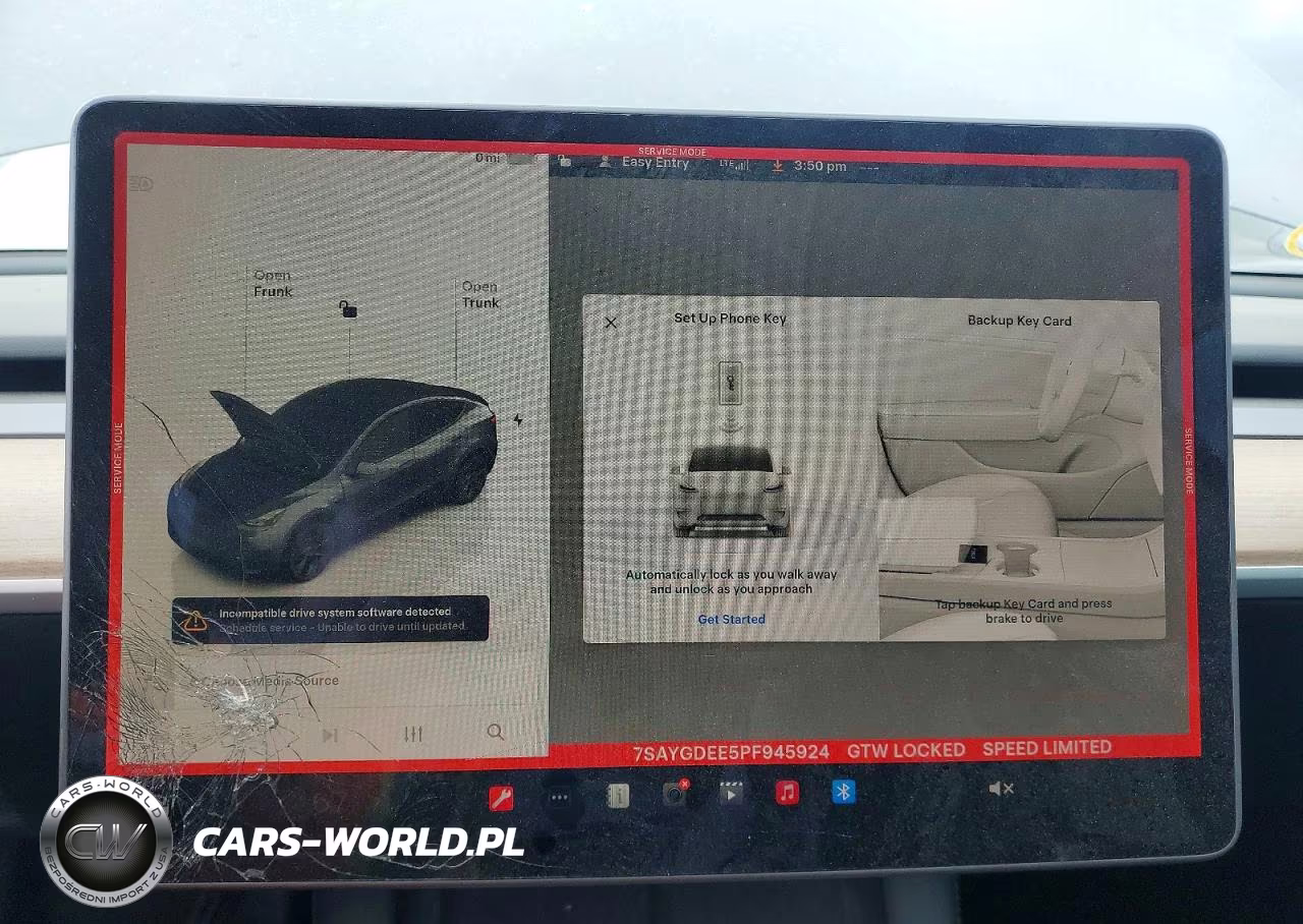 2023 Tesla Model Y VIN:7SAYGDEE5PF945924 - 9