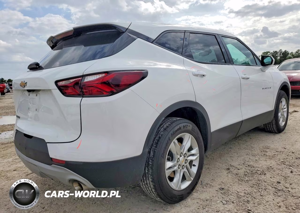 2022 Chevrolet Blazer 2Lt VIN:3GNKBCR47NS192017 - 3