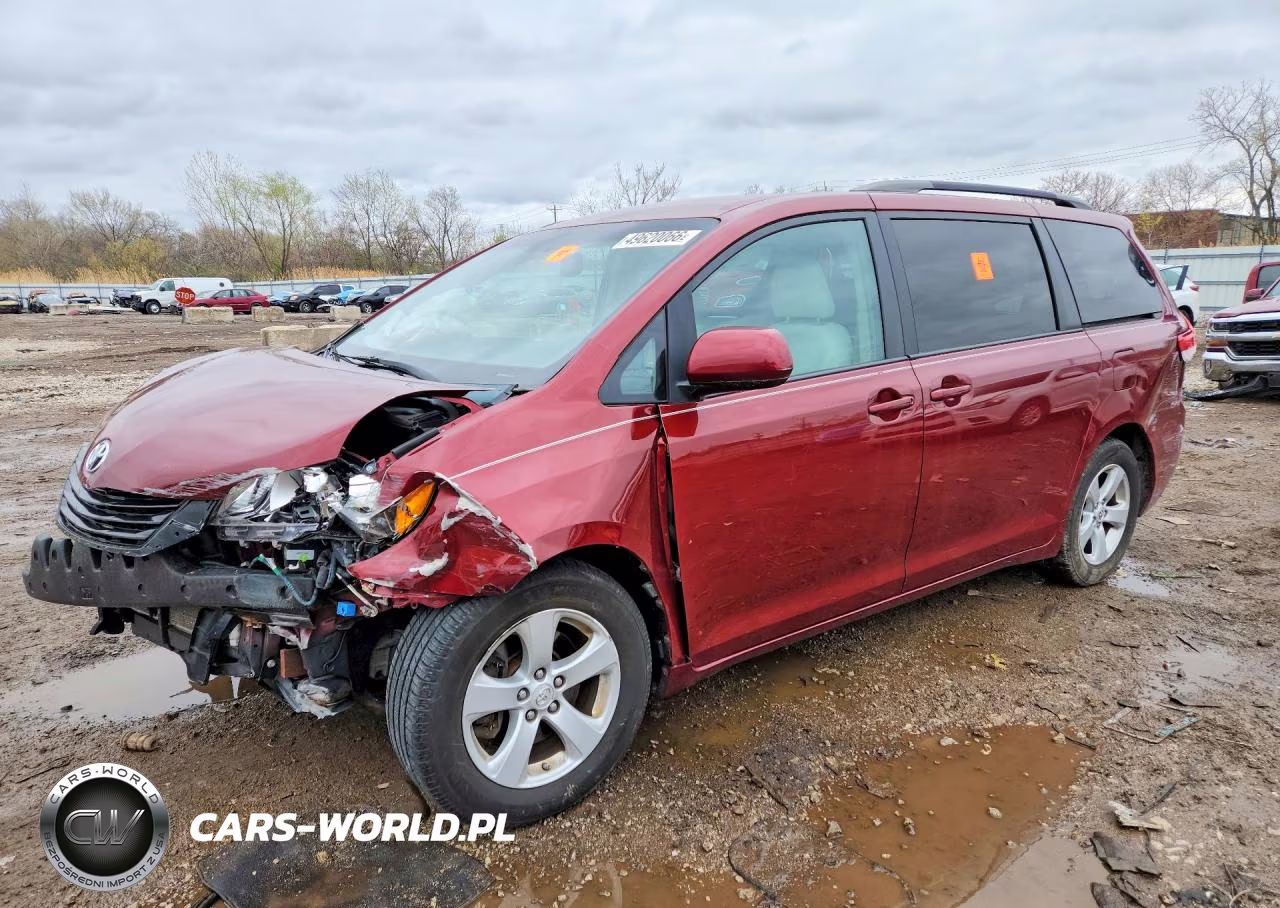 2013 Toyota Sienna Le