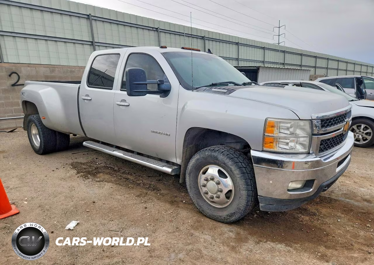 2013 Chevrolet Silverado K3500 Ltz VIN:1GC4K1C82DF221119 - 4