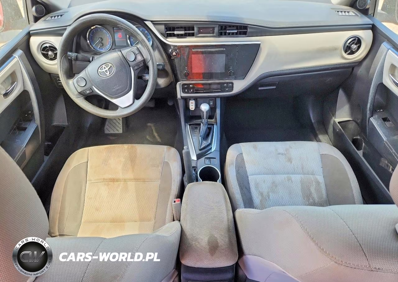 2019 Toyota Corolla Le VIN:2T1BURHEXKC215623 - 8