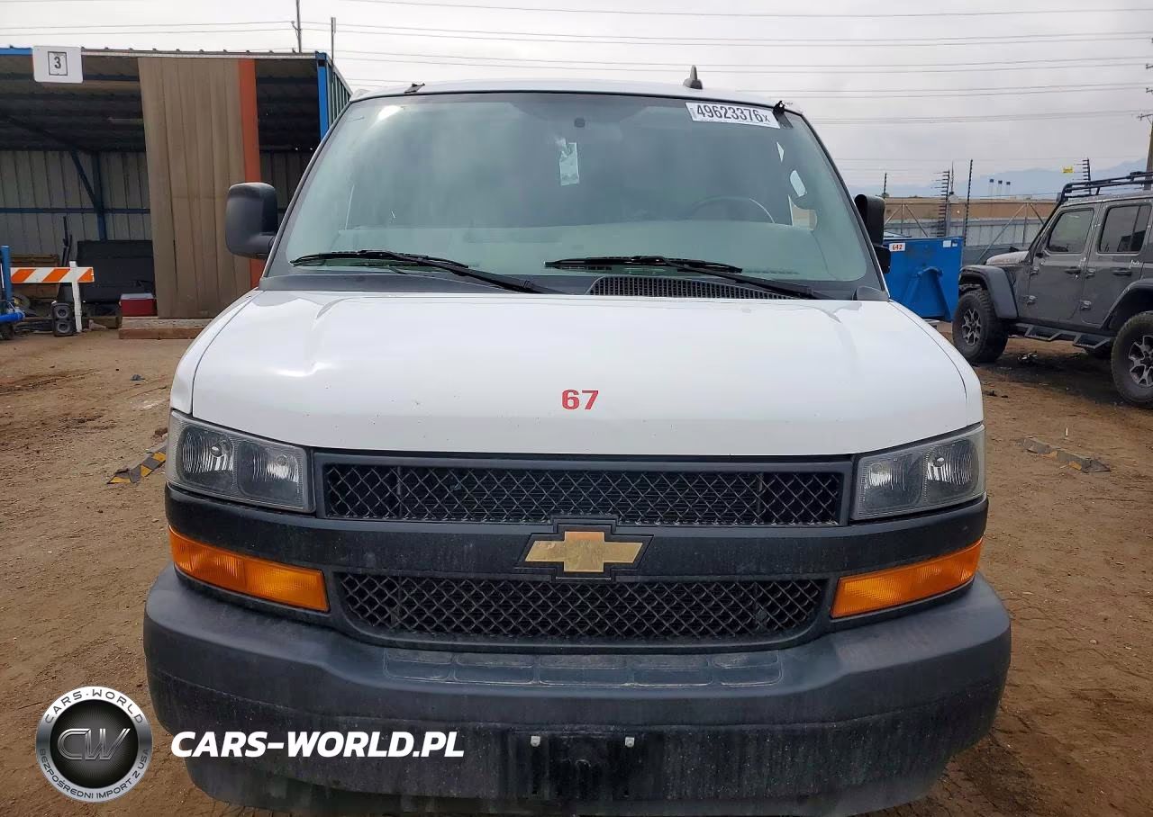 2018 Chevrolet Express G2500 4Lt VIN:1GCWGBFP0J1344154 - 5