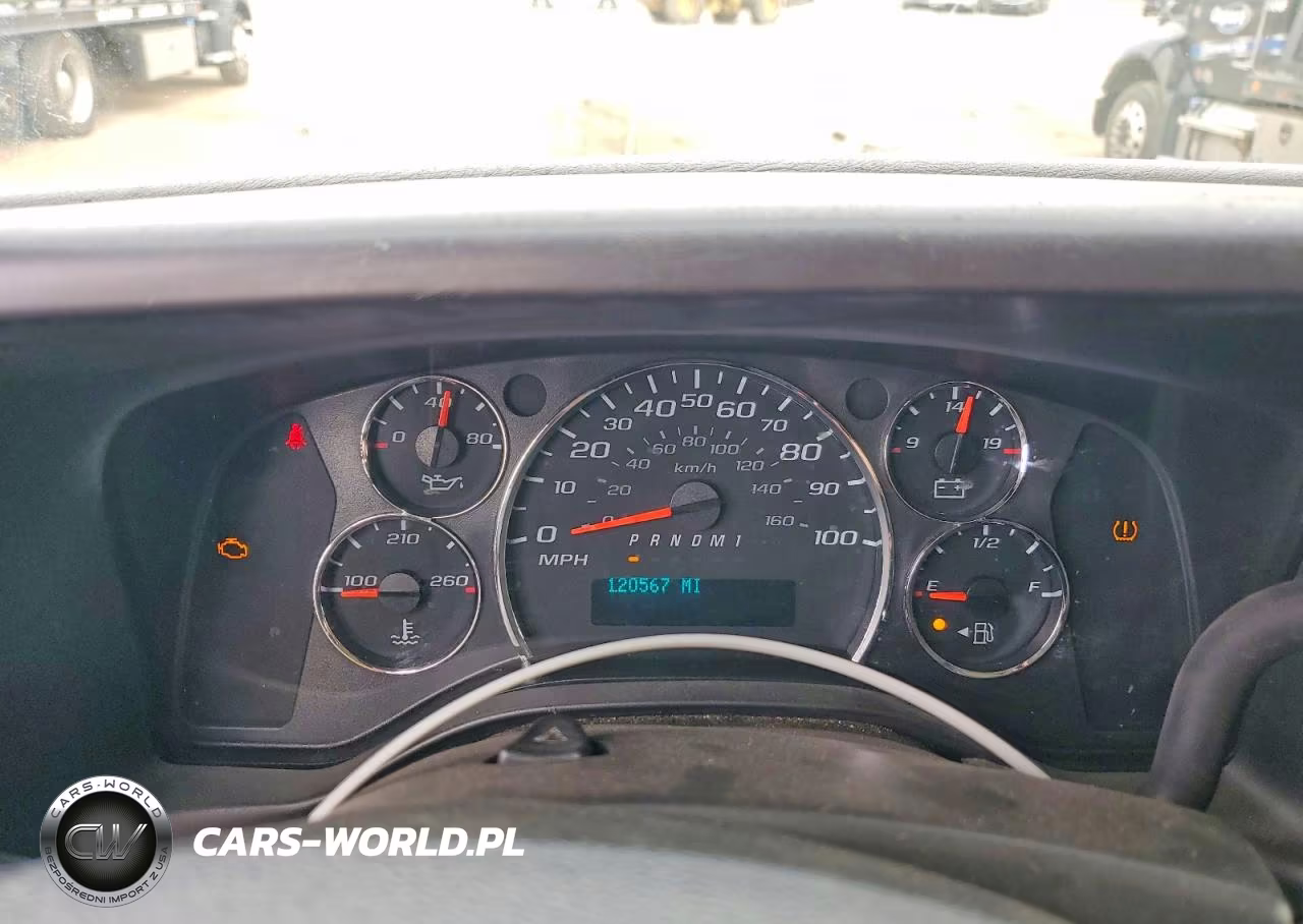 2018 Chevrolet Express G2500 4Lt VIN:1GCWGBFP0J1344154 - 9