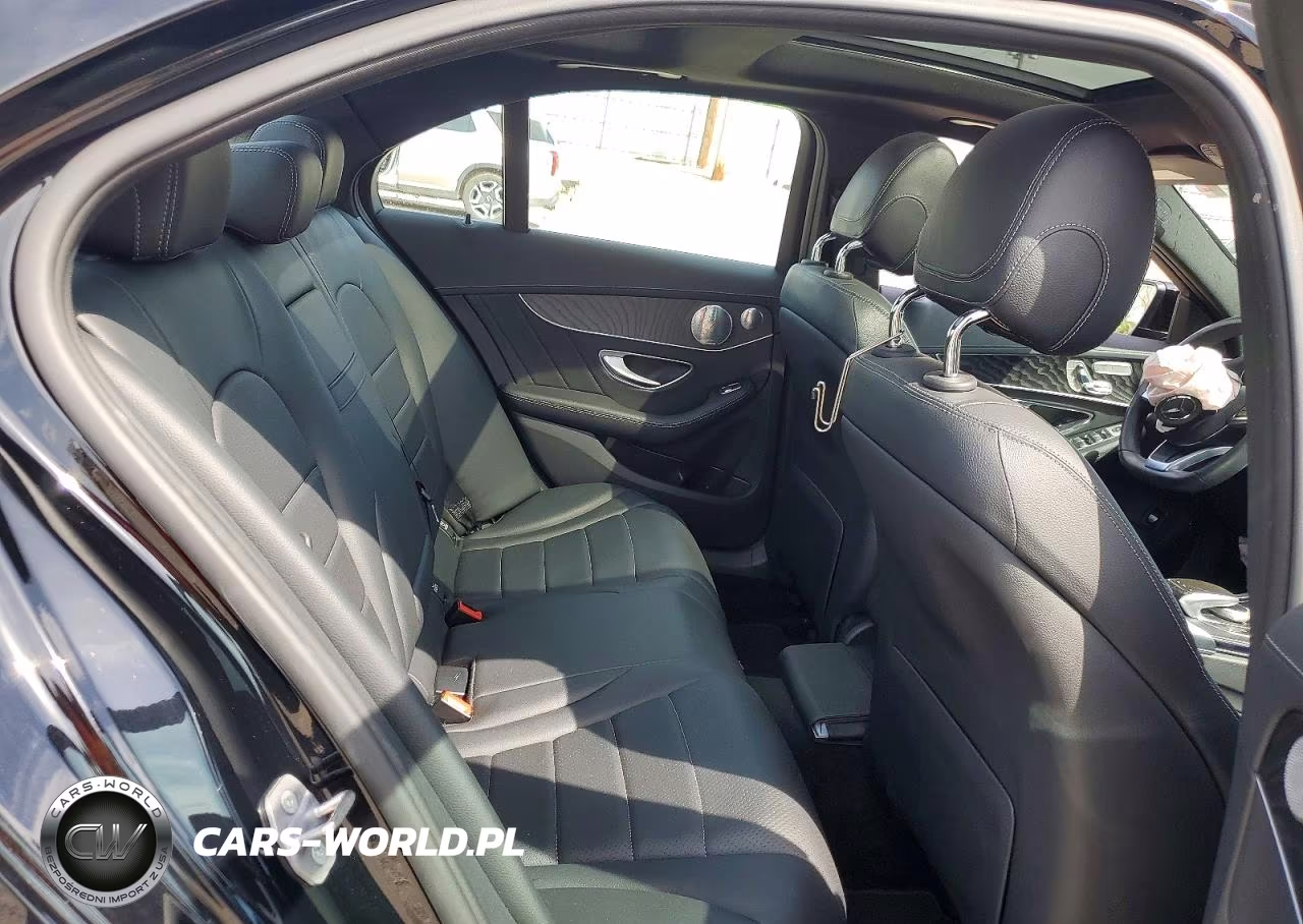2017 Mercedes-Benz C 300 4Matic VIN:55SWF4KB0HU230860 - 10