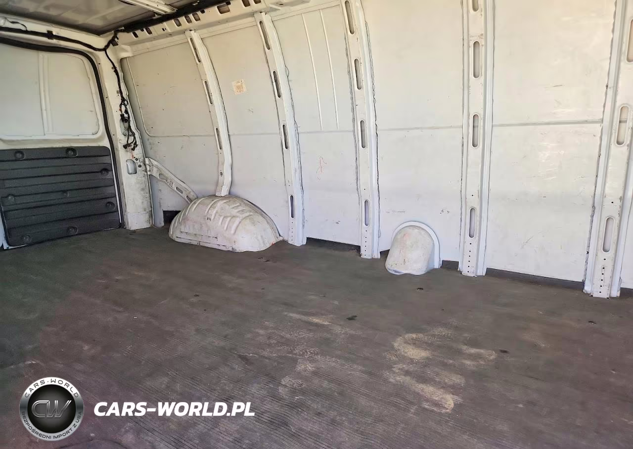 2018 Chev Express Cargo Ext VIN:1GCWGBFP3J1344522 - 11