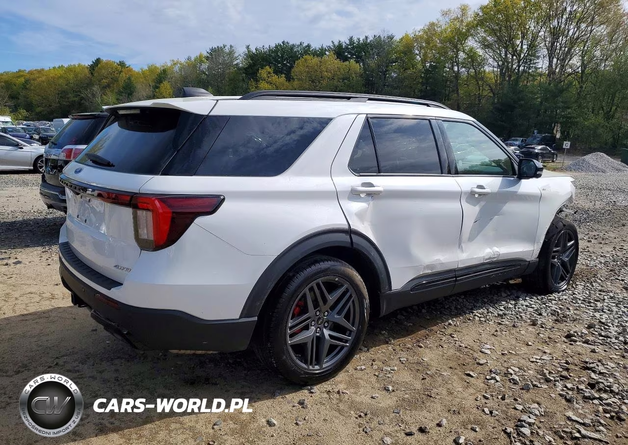 2025 Ford Explorer St-Line VIN:1FMUK8KH8SGB65748 - 3