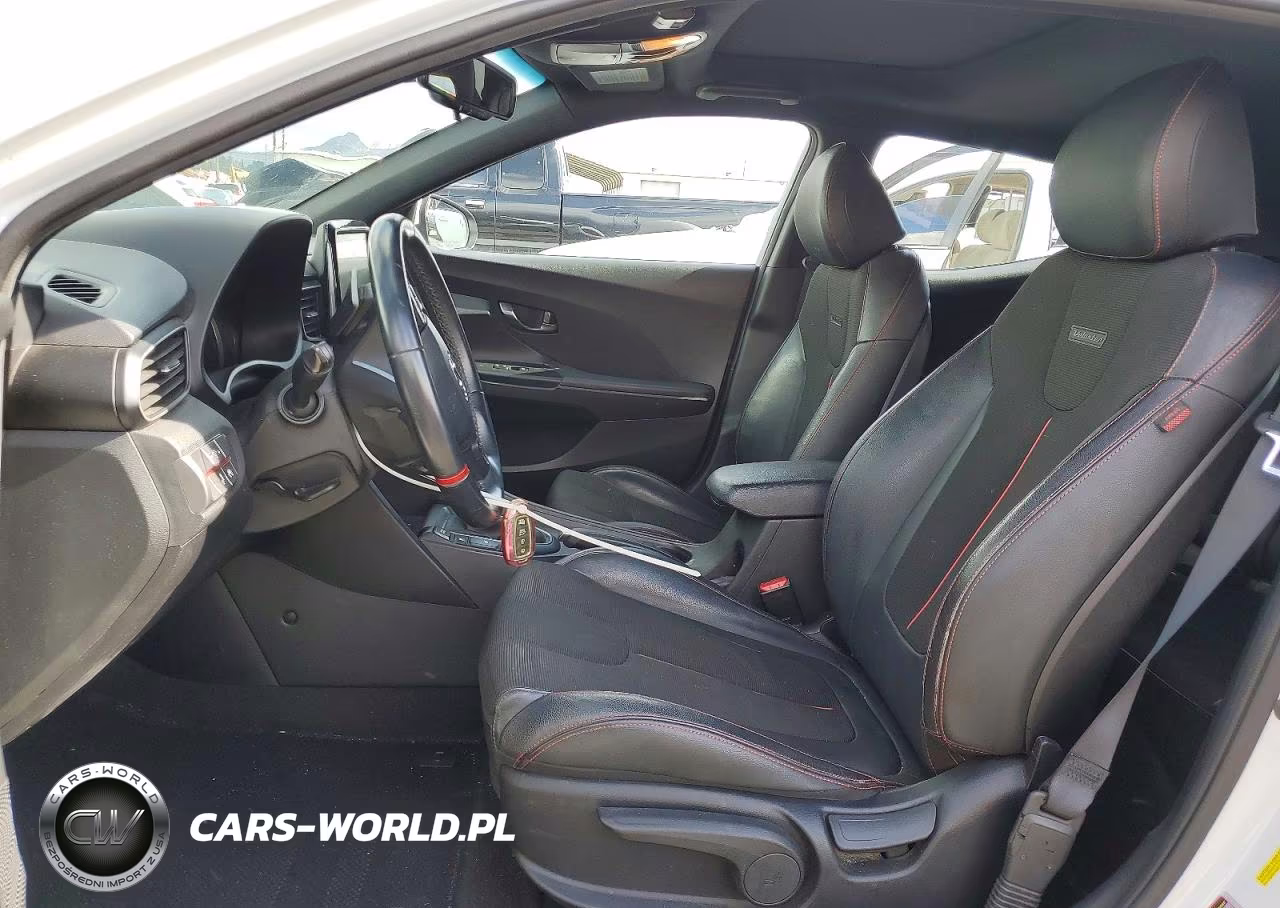 2019 Hyundai Veloster 2.0L Premium VIN:KMHTG6AF3KU007515 - 7