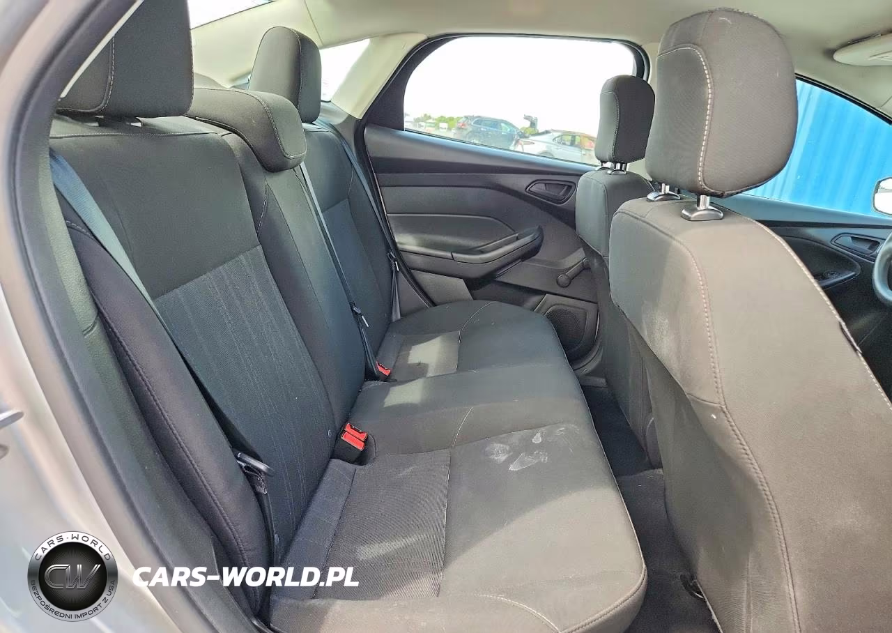 2016 Ford Focus S VIN:1FADP3E27GL324571 - 10