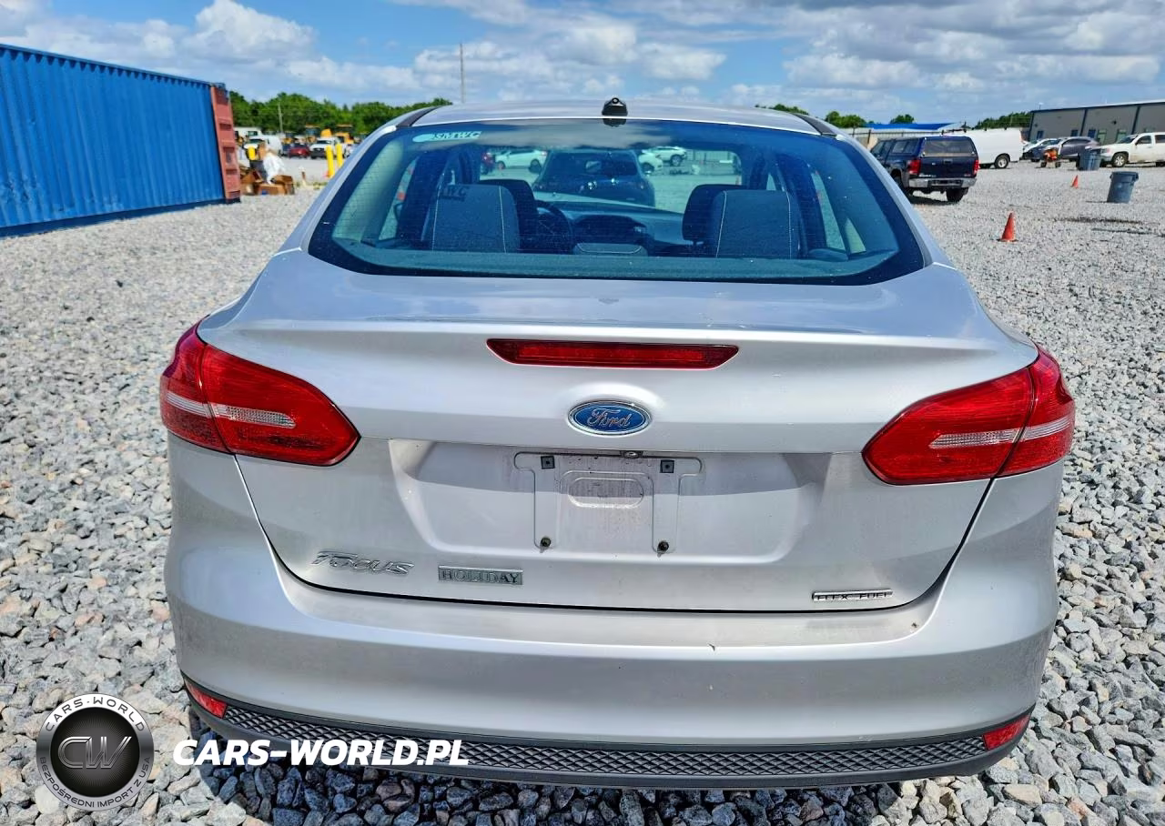 2016 Ford Focus S VIN:1FADP3E27GL324571 - 6