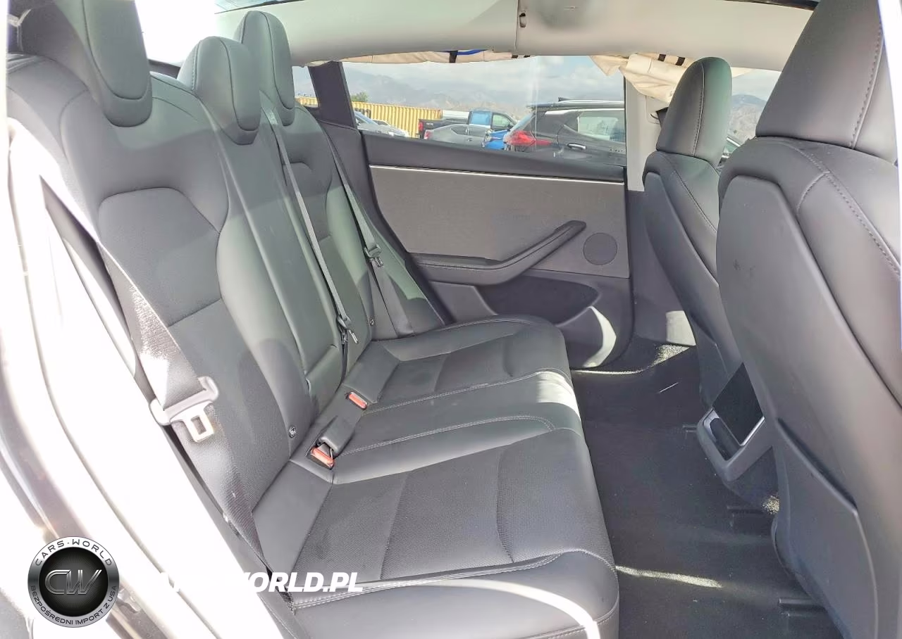 2025 Tesla Model 3 VIN:5YJ3E1EA8SF082991 - 10