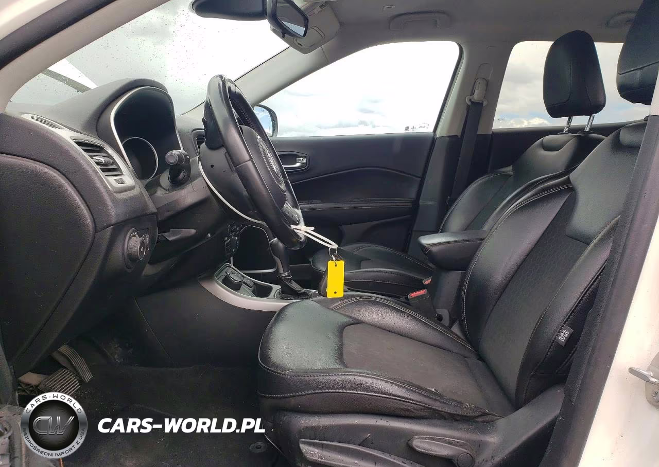2019 Jeep Compass Latitude VIN:3C4NJDBBXKT723532 - 7