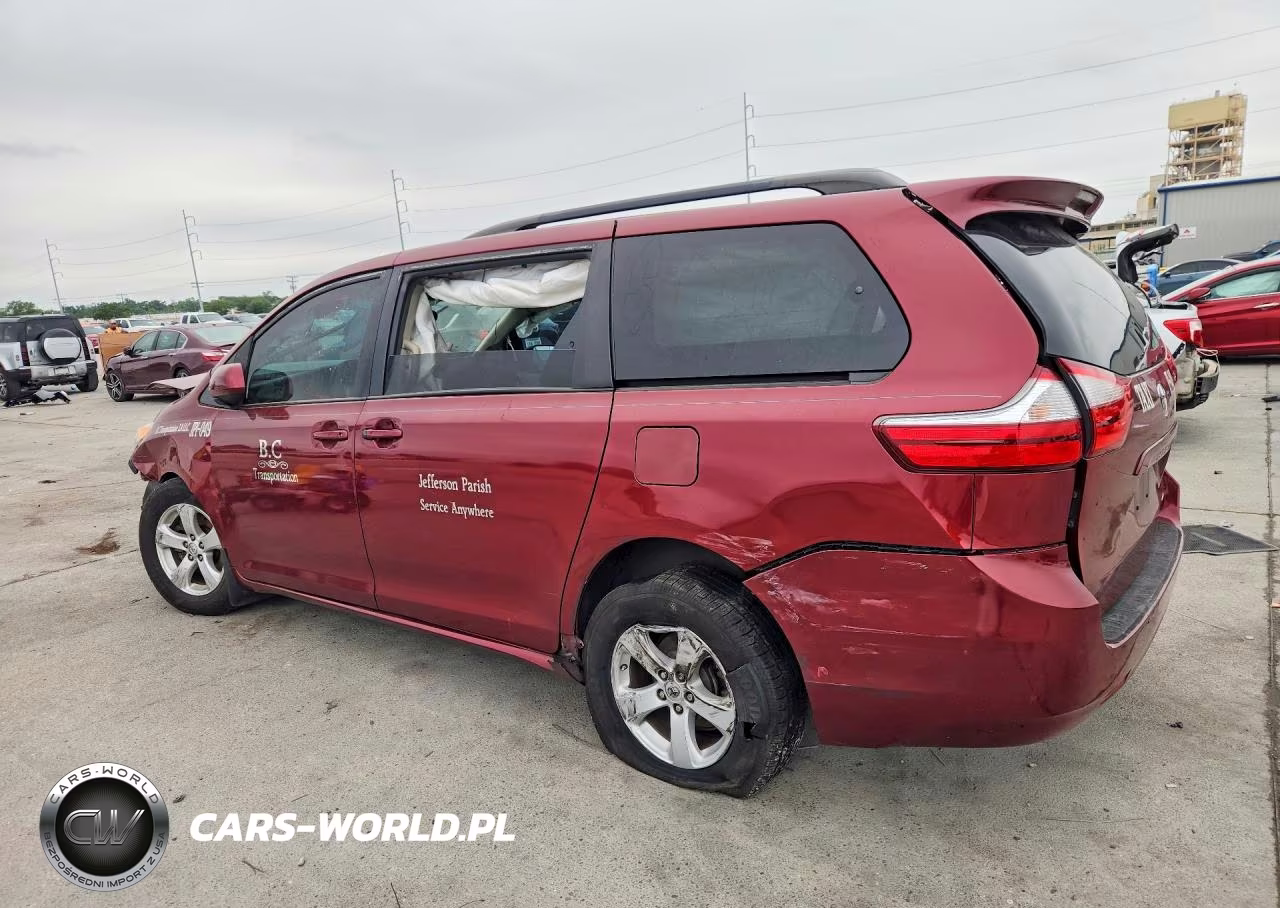 2017 Toyota Sienna Le VIN:5TDKZ3DC3HS769041 - 2