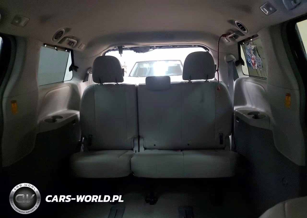 2014 Toyota Sienna Xle 7-Passenger VIN:5TDDK3DC5ES086962 - 10