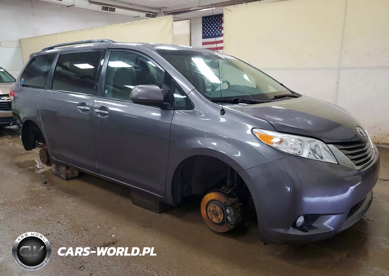 2014 Toyota Sienna Xle 7-Passenger VIN:5TDDK3DC5ES086962 - 4