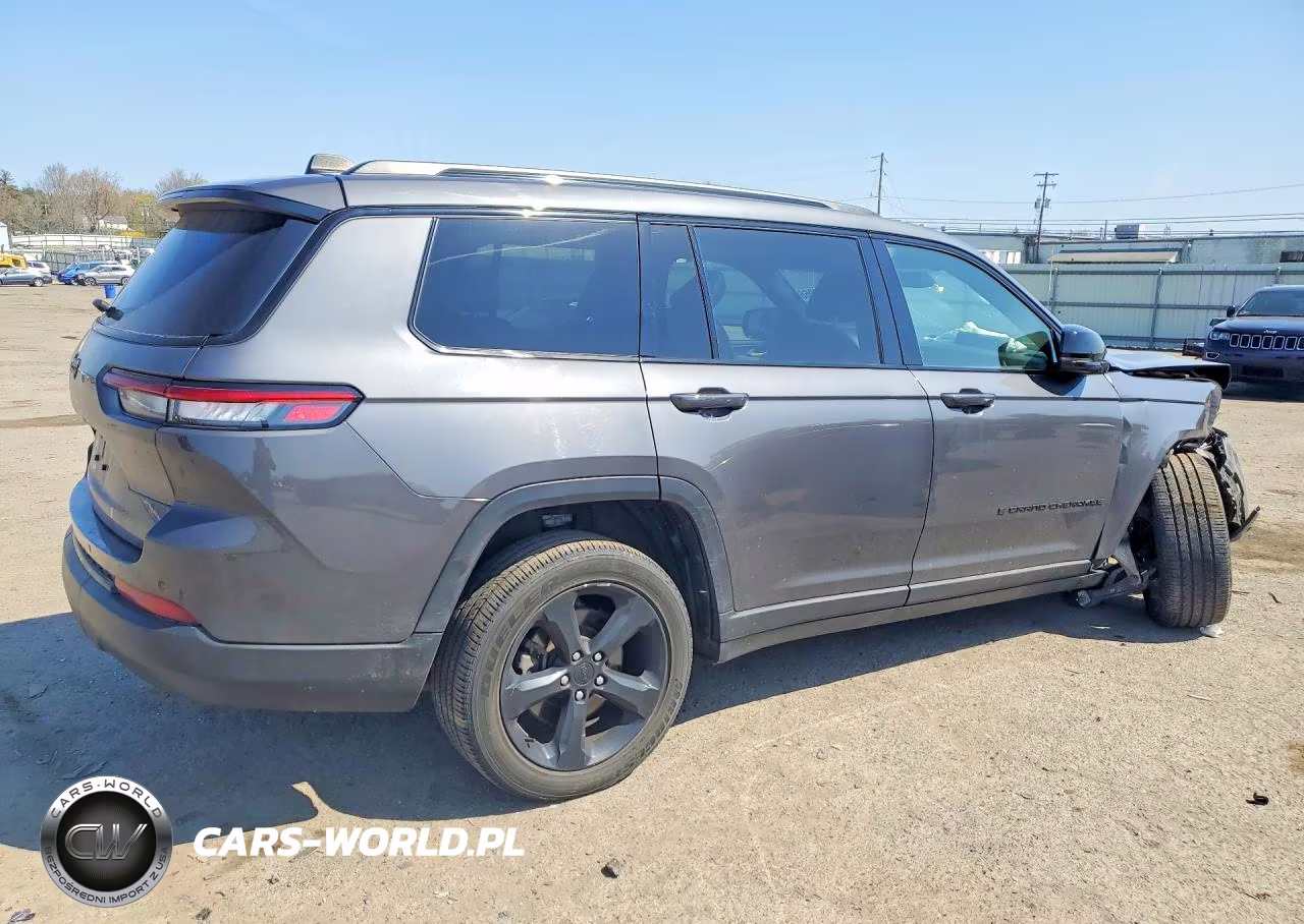 2023 Jeep Grand Cherokee L Laredo VIN:1C4RJKAG6P8101695 - 3